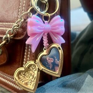 Sincerely Keychain Inspired by Kali Uchis – Cute Aesthetic Keychain